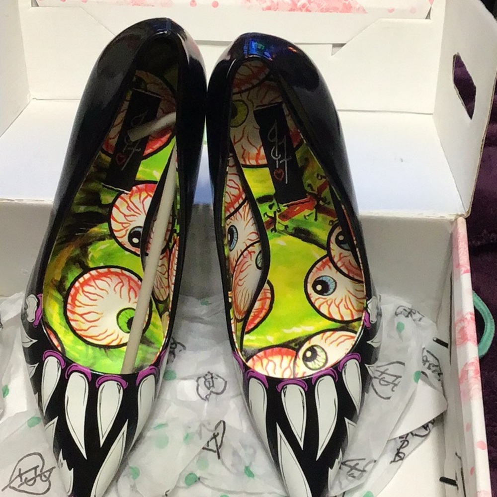 Iron fist black market art heels